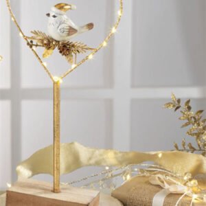 Kerst tafereel in hart op voet met ledverlichting H 35CM