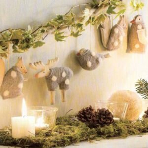 HANGDECORATIE KERST HOUT MET WOL - 2 KLEUREN